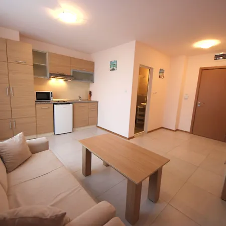 Menada Grand Kamelia Apartament *