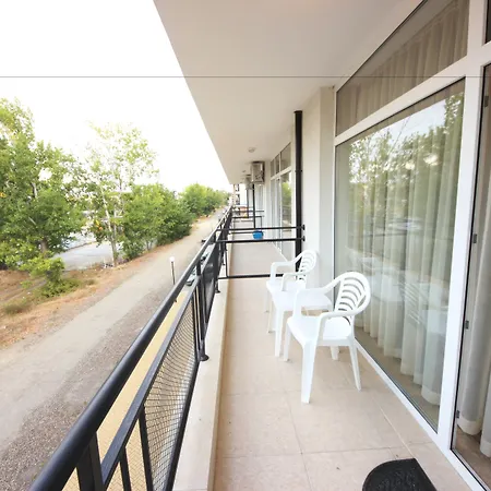 Menada Grand Kamelia Apartment