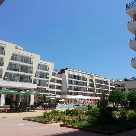 Apartment Menada Grand Kamelia