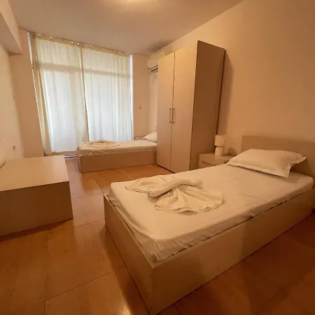 Menada Grand Kamelia Sluneční pobřeží