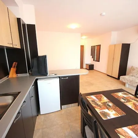 Menada Grand Kamelia Apartman Napospart