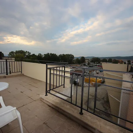 Menada Grand Kamelia Apartman