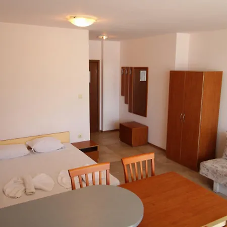 Apartman Menada Grand Kamelia *