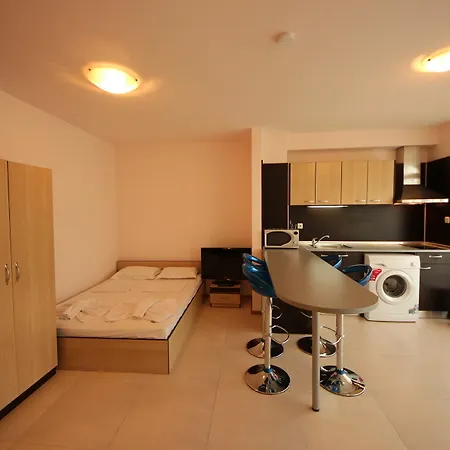 Menada Grand Kamelia Apartmán
