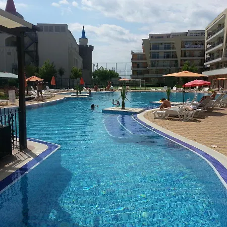 Menada Grand Kamelia Apartmán *